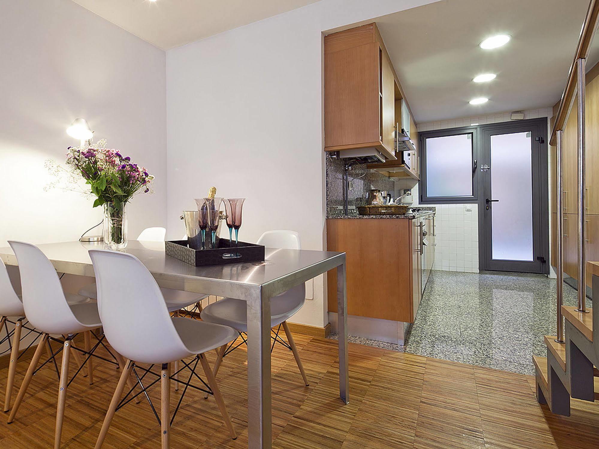 My Space Barcelona Park Gueell Apartments Exterior foto